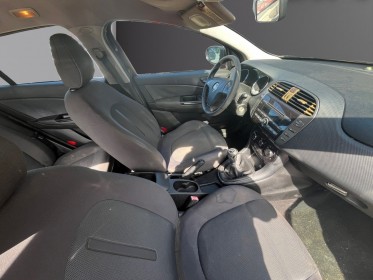 Fiat bravo 1.9 multijet 8v 120 dynamic / vidange  distri et pompe À eau occasion avignon (84) simplicicar simplicibike france