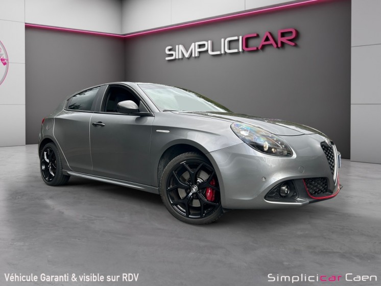 Alfa romeo giulietta serie 3 2.0 jtdm 170 ch ss tct sport edition - carplay - caméra de recul - garantie 12 mois occasion... Alfa romeo giulietta serie 3 2.0 jtdm 170 ch ss tct sport edition - carplay - caméra de recul - garantie 12 mois occasion...