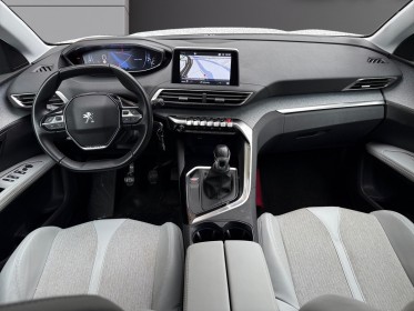 Peugeot 5008 puretech 130ch ss bvm6 allure - gps - carplay - radar / camera de recul - entretien complet peugeot occasion...
