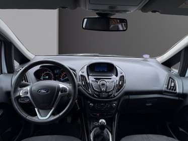 Ford b-max ford 1.0 ecoboost 125 ss titanium courroie de distribution neuve caméra de recul garantie 12 mois occasion...