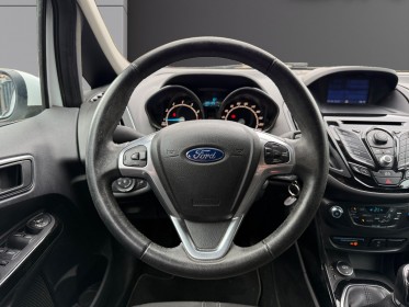 Ford b-max ford 1.0 ecoboost 125 ss titanium courroie de distribution neuve caméra de recul garantie 12 mois occasion...