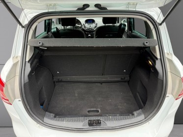 Ford b-max ford 1.0 ecoboost 125 ss titanium courroie de distribution neuve caméra de recul garantie 12 mois occasion...