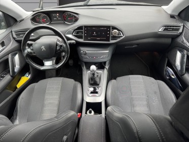 Peugeot 308 1.5 bluehdi 130ch ss bvm6 allure occasion simplicicar lille  simplicicar simplicibike france