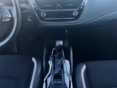 Toyota corolla hybride nouvelle 140ch gr sport garantie constructeur occasion montpellier (34) simplicicar simplicibike france