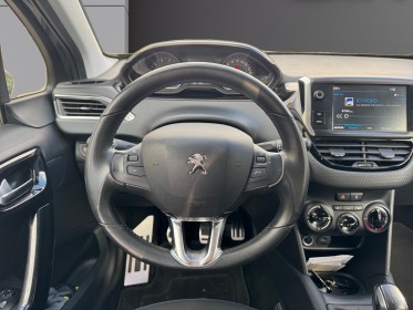 Peugeot 208 puretech 82ch signature / carplay /  courroie de distribution faite à 65 800 km occasion simplicicar lille ...