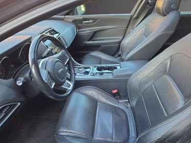 Jaguar xe xe 2.0 d - 180 ch bva r-sport occasion simplicicar lille  simplicicar simplicibike france