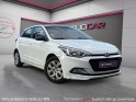 Hyundai i20 1.2 75 initia / premiÈre main / factures complÈtes / entretien ok / garantie 12 mois occasion simplicicar salon...