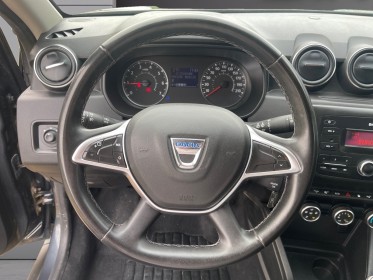 Dacia duster blue dci 115 4x4 essentiel garantie 12mois occasion parc voitures beauvais simplicicar simplicibike france
