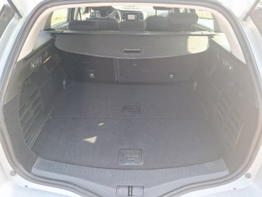 Renault megane iv estate blue dci 115 edc - 21n business garantie 12 mois suivi constructeur occasion simplicicar amiens ...