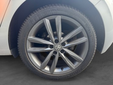 Volkswagen polo 1.0 tsi 115 ss dsg7 carat exclusive siege chauffant, garantie 12mois occasion simplicicar lyon nord ...