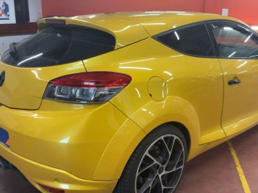 Renault megane iii coupe rs 2.0 265ch - en cours d'arrivage - jaune sirius - bose - jantes steev 19 occasion simplicicar...