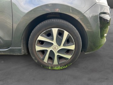 Citroen c3 picasso vti 95 confort garantie 12 mois occasion simplicicar saint-jean simplicicar simplicibike france