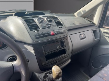 Mercedes vito fourgon 109 cdi 2.7t compact occasion simplicicar lille  simplicicar simplicibike france