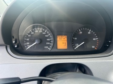 Mercedes vito fourgon 109 cdi 2.7t compact occasion simplicicar lille  simplicicar simplicibike france