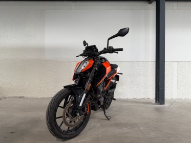 Ktm 125 duke 125cc entretien a jour  garantie 12 mois occasion simplicicar toulouse sud simplicicar simplicibike france