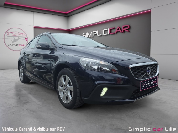Volvo v40 cross country d2 120 cross country//garantie 12 mois// occasion simplicicar lille simplicicar simplicibike france Volvo v40 cross country d2 120 cross country//garantie 12 mois// occasion simplicicar lille simplicicar simplicibike france