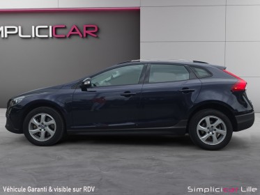 Volvo v40 cross country d2 120 cross country//garantie 12 mois// occasion simplicicar lille  simplicicar simplicibike france