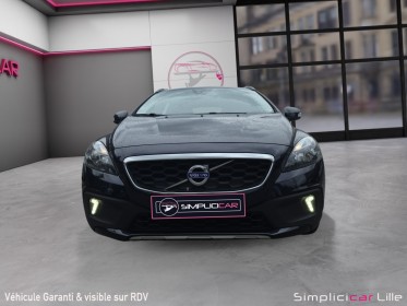 Volvo v40 cross country d2 120 cross country//garantie 12 mois// occasion simplicicar lille  simplicicar simplicibike france