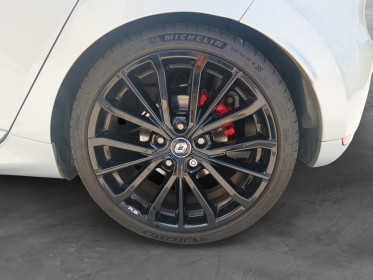 Renault clio iv 1.6 turbo  rs  220ch edc  rs trophy / toutes les factures entretien / etat irréprochable occasion réunion...