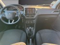 Peugeot 208 puretech 82ch ss bvm5 signature garantie 12 mois occasion simplicicar toulon est simplicicar simplicibike france