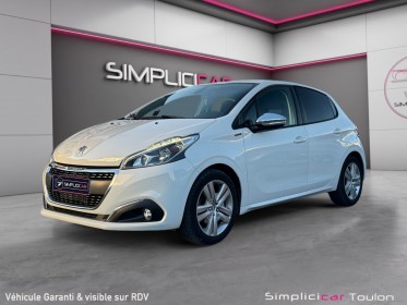 Peugeot 208 puretech 82ch ss bvm5 signature garantie 12 mois occasion simplicicar toulon est simplicicar simplicibike france