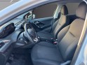 Peugeot 208 puretech 82ch ss bvm5 signature garantie 12 mois occasion simplicicar toulon est simplicicar simplicibike france