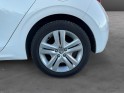 Peugeot 208 puretech 82ch ss bvm5 signature garantie 12 mois occasion simplicicar toulon est simplicicar simplicibike france