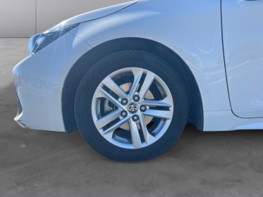 Toyota corolla touring sports hybride my22 122h dynamic garantie constructeur occasion montpellier (34) simplicicar...