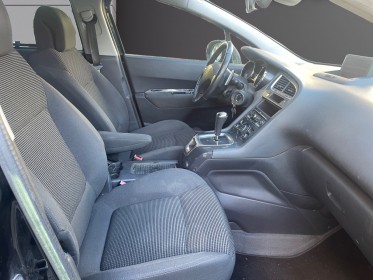 Peugeot 5008 1.6 e-hdi 112ch fap bmp6 blue lion active 7pl occasion simplicicar pertuis  simplicicar simplicibike france