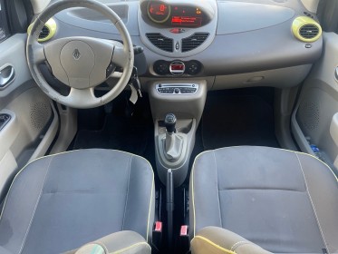 Renault twingo ii 1.5 dci 85 eco2 dynamique // distribution  embrayage neufs // tbe occasion simplicicar pertuis  simplicicar...