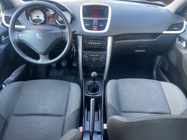 Peugeot 207 1.4 hdi 70ch fap active // embrayage  pneus disque neuf // occasion simplicicar pertuis  simplicicar simplicibike...
