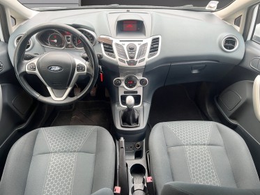 Ford fiesta 1.4 tdci 70 fap titanium - courroie neuve garantie 12 mois occasion simplicicar lyon nord  simplicicar...