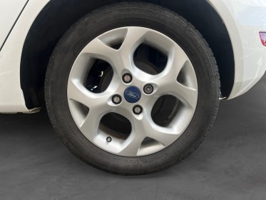 Ford fiesta 1.4 tdci 70 fap titanium - courroie neuve garantie 12 mois occasion simplicicar lyon nord  simplicicar...