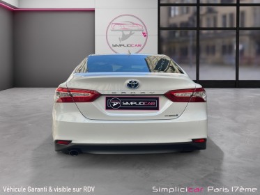 Toyota camry hybride 218ch 2wd design-garantie 12 mois-camÉra de recul-siÈge Électrique occasion paris 17ème (75)(porte...