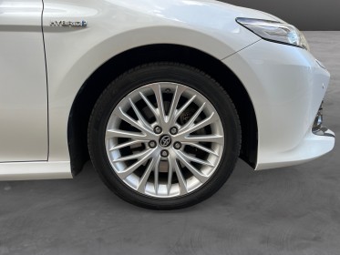 Toyota camry hybride 218ch 2wd design-garantie 12 mois-camÉra de recul-siÈge Électrique occasion paris 17ème (75)(porte...