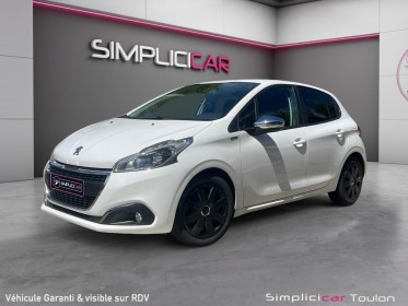 Peugeot 208 puretech 82ch ss bvm5 signature garantie 12 mois occasion simplicicar toulon est simplicicar simplicibike france