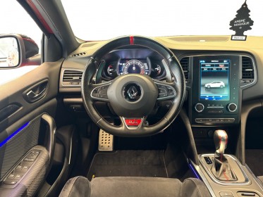 Renault megane iv berline tce 300 edc rs trophy rouge lucifer - camera - keyless go - bose - int ambiance led - sieges......