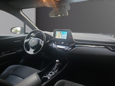 Toyota c-hr hybride my23 1.8l design garantie 12 mois occasion paris 17ème (75)(porte maillot) simplicicar simplicibike france