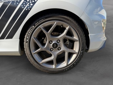 Ford fiesta st200 1.6 ecoboost 200 st200 occasion simplicicar le mans simplicicar simplicibike france