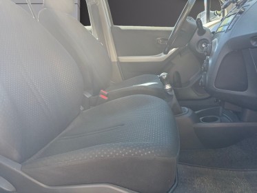 Toyota yaris 1.0 - 69 vvt-i yaris millenium occasion cannes (06) simplicicar simplicibike france