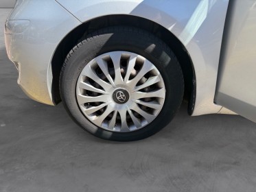 Toyota yaris 1.0 - 69 vvt-i yaris millenium occasion cannes (06) simplicicar simplicibike france