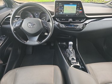 Toyota c-hr hybride my20 1.8l distinctive 122 ch siéges avants chauffants caméra de recul apple car play garantie toyota...