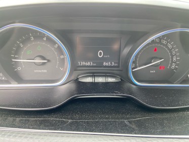 Peugeot 2008 1.6 vti 120ch bvm5 finition allure - radar de recul - 1er main occasion simplicicar compiegne simplicicar...