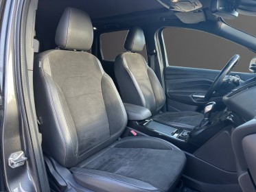 Ford kuga 2.0 tdci 150 ss 4x4 powershift st-line carplay sièges chauffants toit ouvrant panoramique garantie 12 mois...