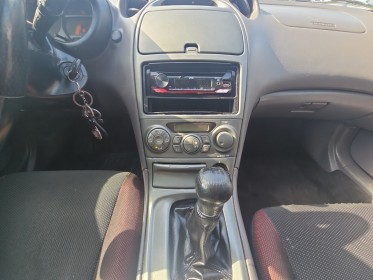Toyota celica 1.8i chaine distribution  embrayage neufs occasion avignon (84) simplicicar simplicibike france