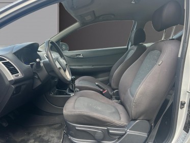 Hyundai i20 1.2 pack evidence occasion simplicicar lagny  simplicicar simplicibike france