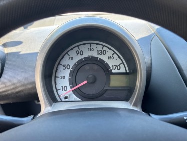 Peugeot 107 1.0e 12v 68ch blue lion urban garantie 12 mois faible consommation idéal ville et jeune permis occasion...