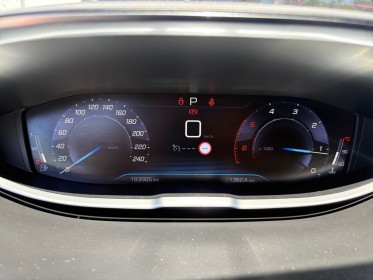 Peugeot 5008 bluehdi 130ch ss eat8 active 7 places  attelage occasion avignon (84) simplicicar simplicibike france