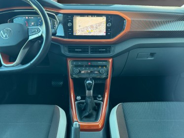Volkswagen t-cross 1.0 tsi 110 start stop dsg7 carat garantie 12 mois occasion simplicicar toulon est simplicicar...
