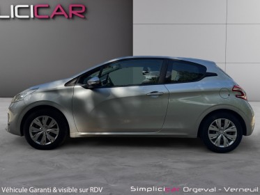 Peugeot 208 active 1.0 vti 68ch bvm5 clim / bluetooth/ idéal jeunes permis / courroie de distribution neuve occasion...